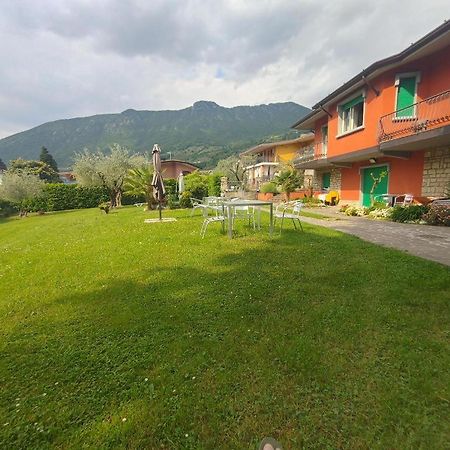 Villa Leilani B&B Sale Marasino Luaran gambar