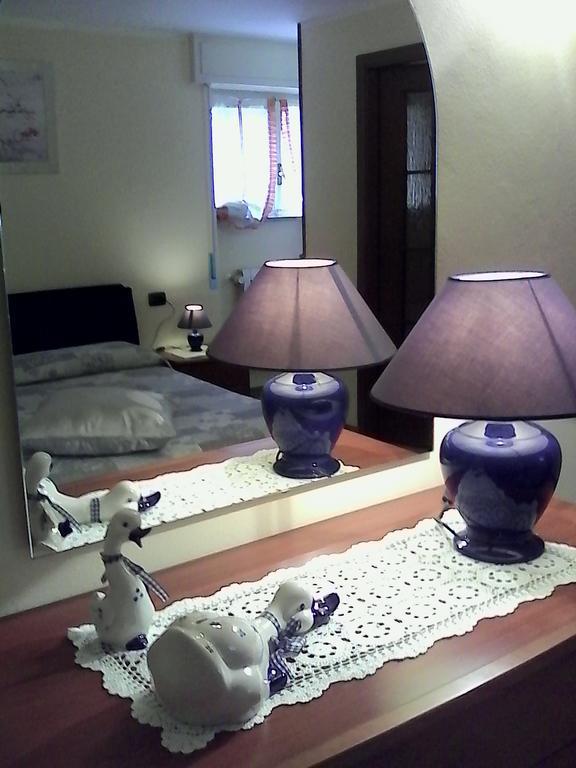 Villa Leilani B&B Sale Marasino Luaran gambar